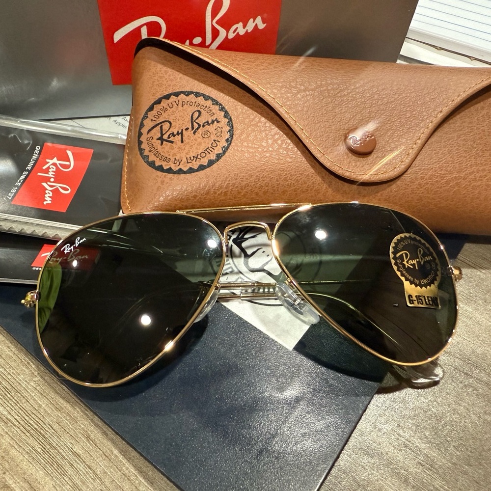 Ray-Ban Gold Frame Aviator Sunglasses